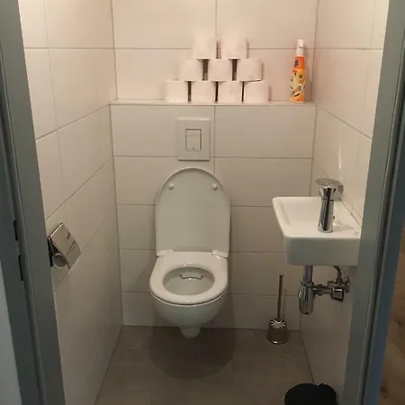 Modern Near Danube Apartman *